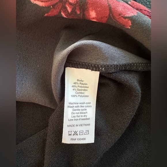 NWT! 41 HAWTHORN SASHA MIX MEDIA TOP
SIZE: LARGE - Picture 6 of 7